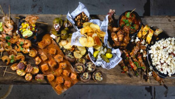 meat dennis classic bbq “lil’ bit of everything” catering menu